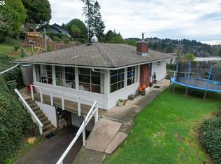 67679 E Bay Rd, North Bend, OR 97459
