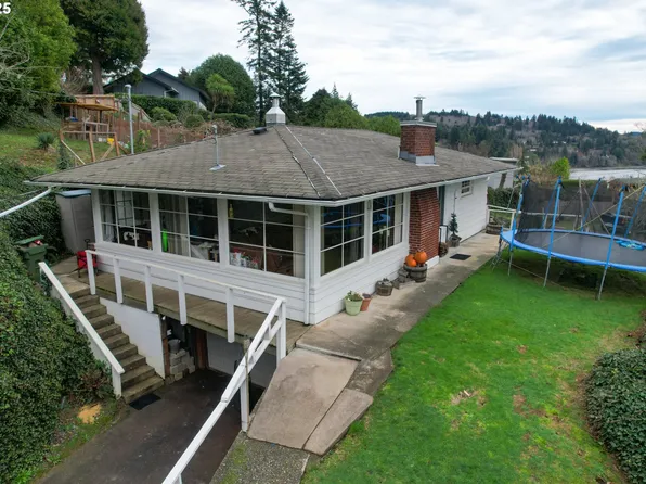 67679 E Bay Rd, North Bend, OR 97459