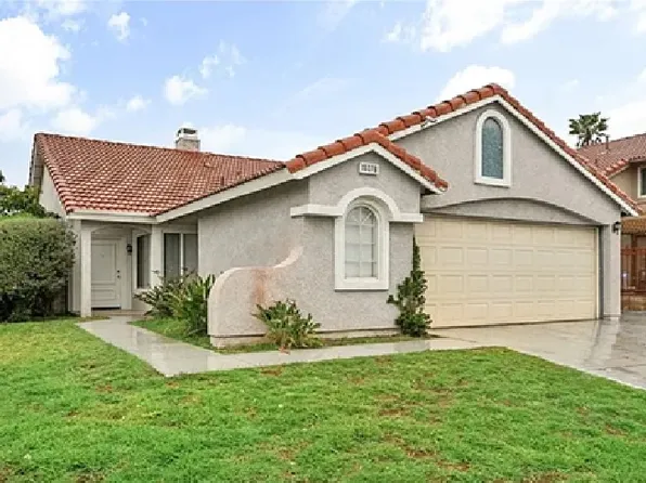 15376 Sandhurst St, Fontana, CA 92336