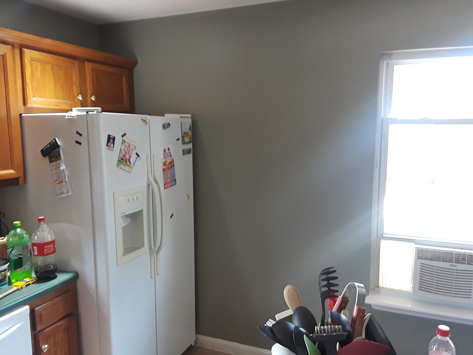 1st image of 550 River Oaks Dr