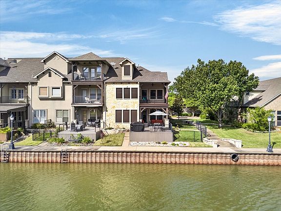 2nd image of 128 Marina Dr