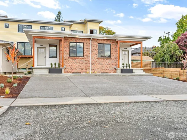 706 Judson Street #A, Lynden, WA 98264