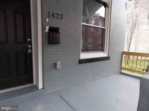 1423 S Paxon St, Philadelphia, PA 19143