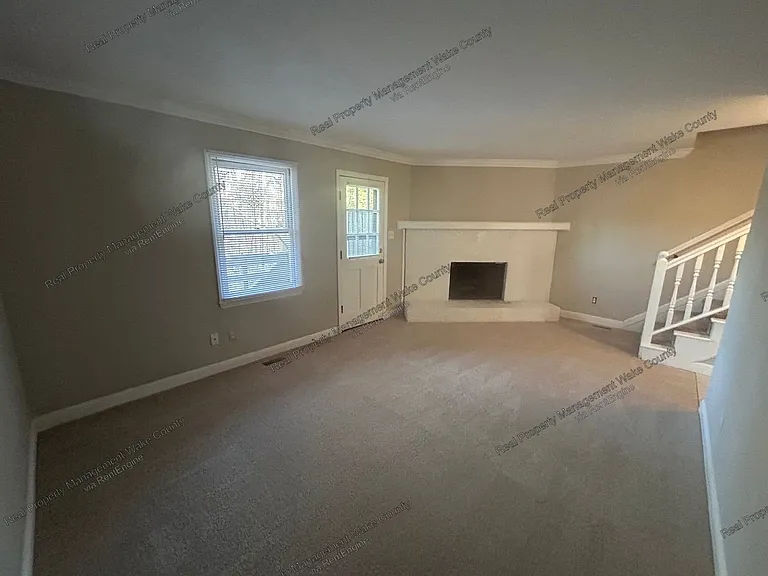 5612 Hamstead Xing — Photo 11
