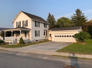 59 Church St, Rouses Pt, NY 12979