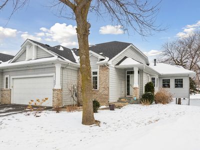8824 Pointe Vista Dr, Victoria, MN, 55386