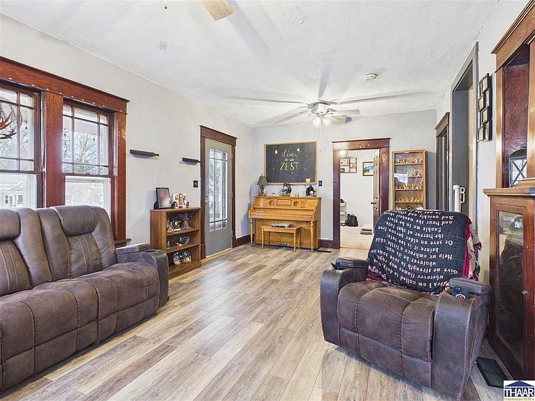Listing photo 5