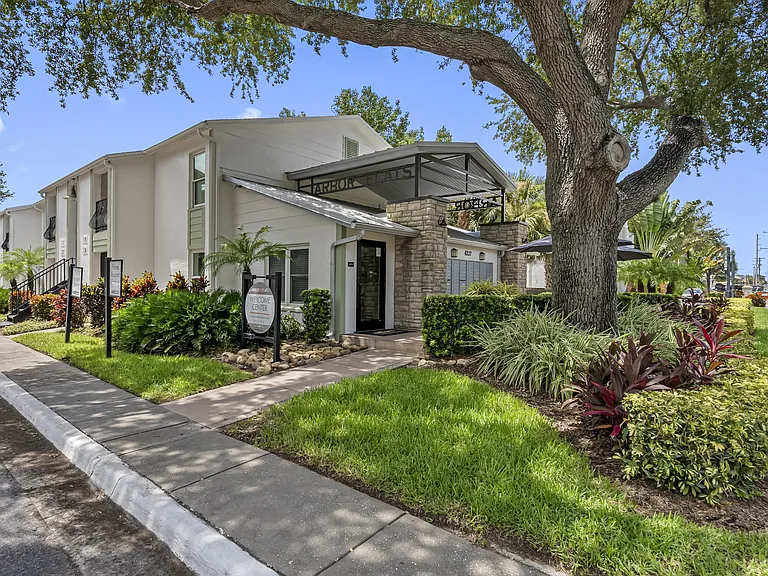 Sun Bay Palms at South Tampa — Photo 7