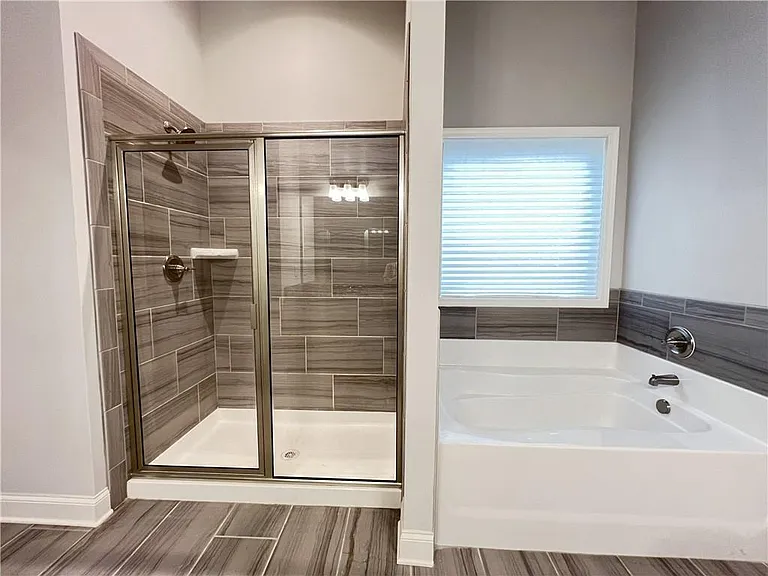 4675 Silver Oak Dr — Photo 30
