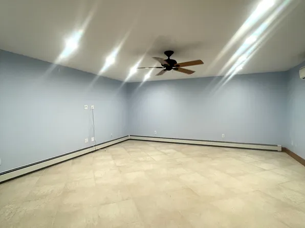 (undisclosed Address), Yonkers, NY 10704