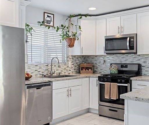 4th image of 4306 Greenhill Dr