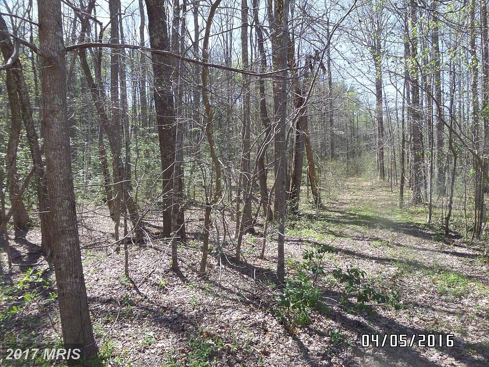 2nd image of 6000 Glebe Run Rd