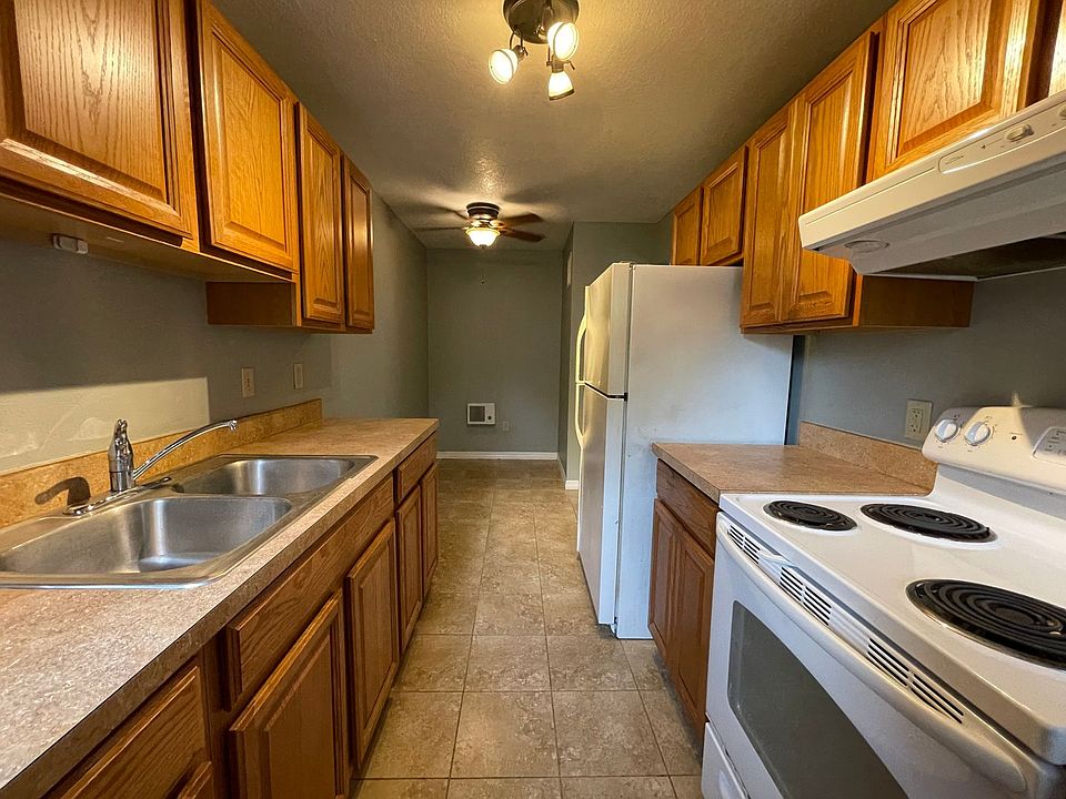 1st image of 714 E Harwood St #5