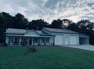 1004 Breeden Rd, Charlotte, TN 37036