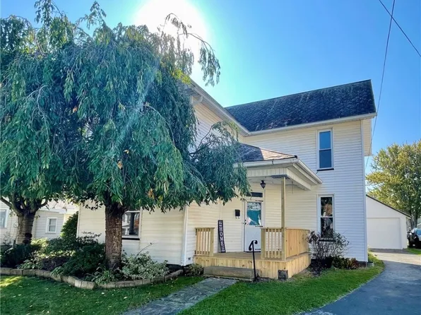 480 Columbia St, Leetonia, OH 44431