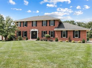 7406 Sussex Dr, West Chester, OH 45069