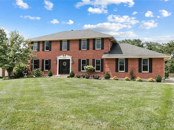 7406 Sussex Dr, West Chester, OH 45069