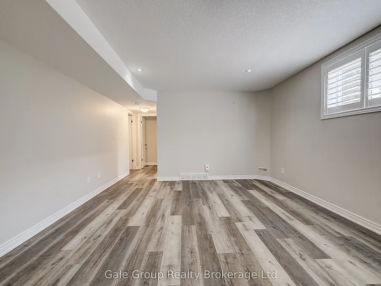 151 Norwich Ave — Photo 7