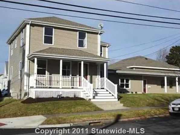 103 Bay View Ave, Bristol, RI