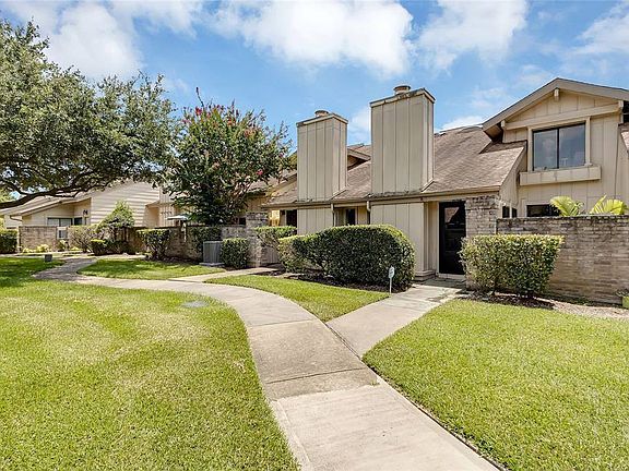 2nd image of 13627 Garden Grove Ct #385