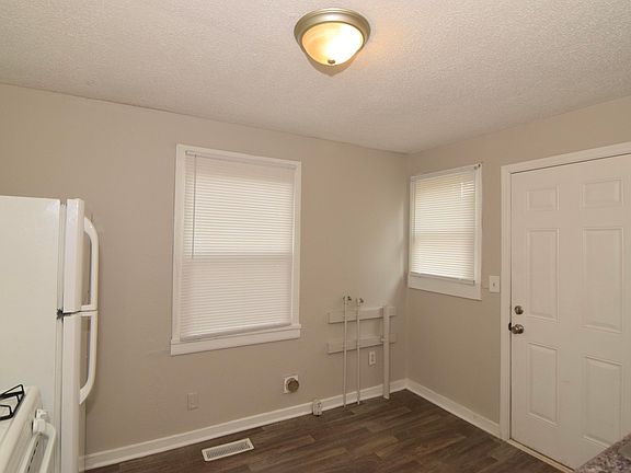 5th image of 667 Lorraine Drive