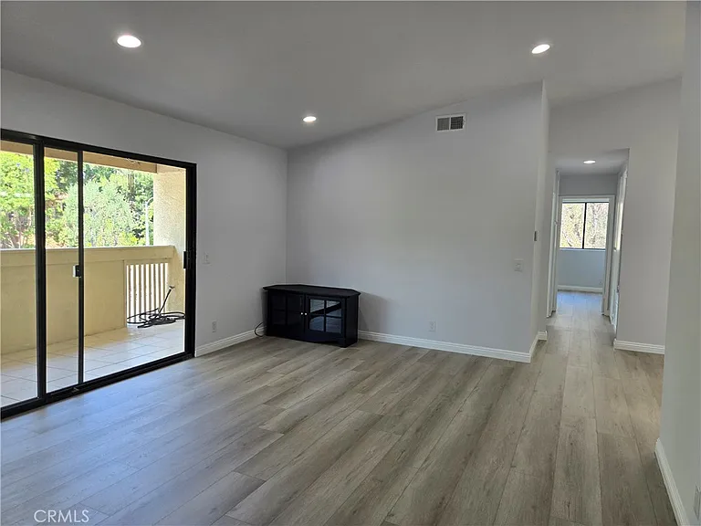13504 La Jolla Cir — Photo 4