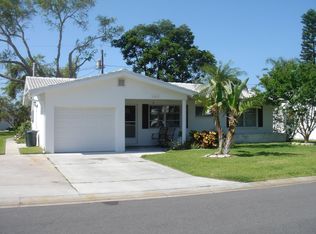 14246 93rd Ave, Seminole, FL 33776