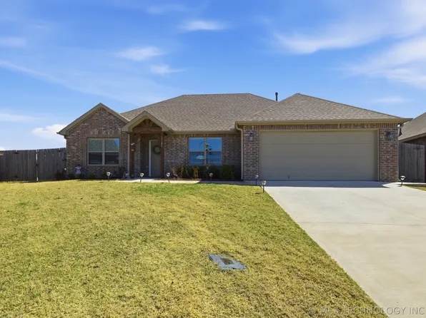 11101 N 133rd East Ave, Owasso, OK 74055