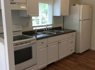 2447 Fordham St, Keego Harbor, MI 48320