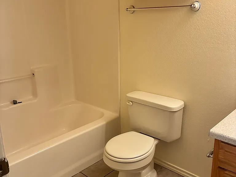 901 S Boulder Ave #2 — Photo 5