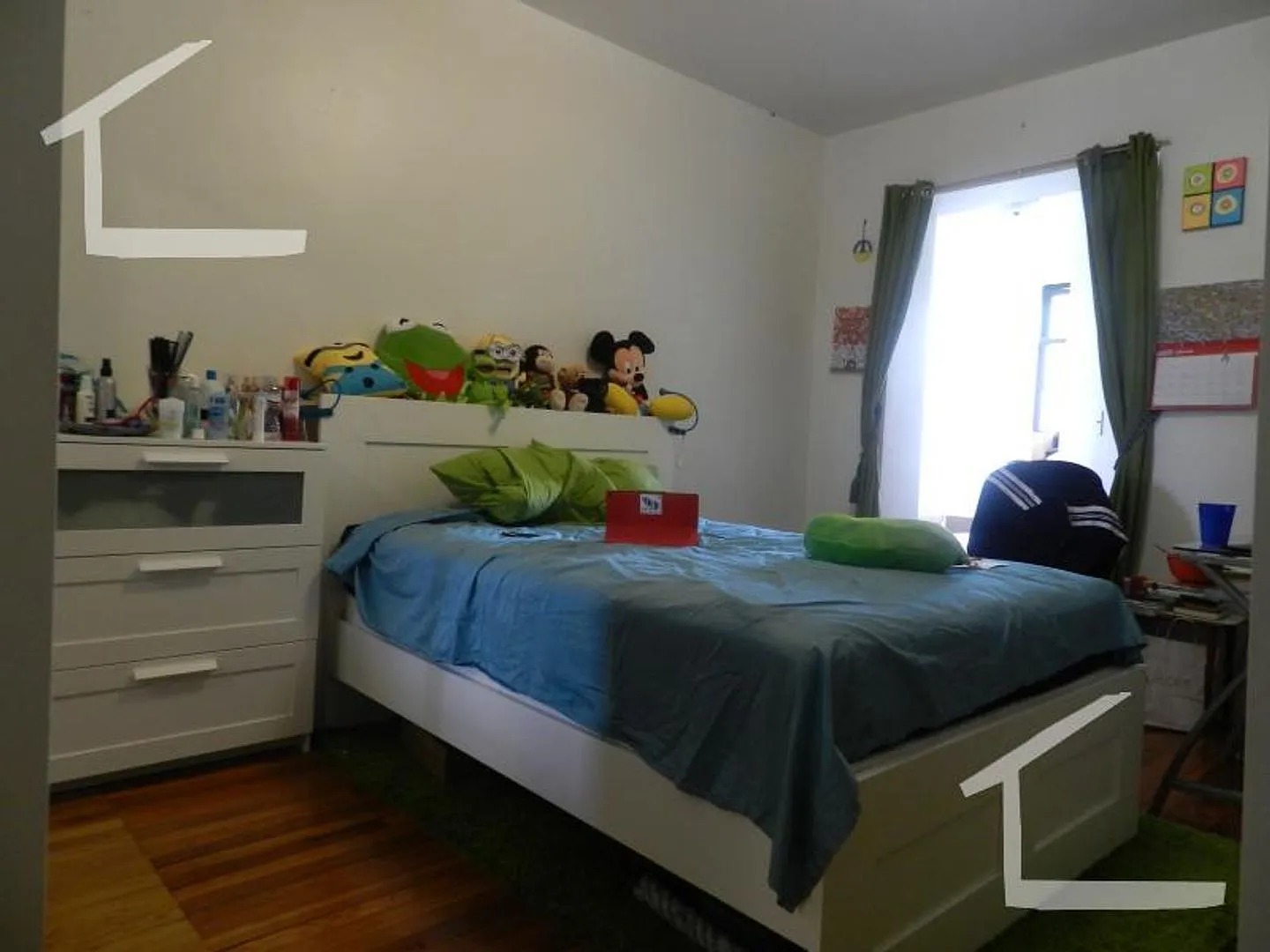 One Month Free with Signing! No Fee, 4 Big Rooms w 2 baths with deck near Brookline Border. Heat ... — Photo 4