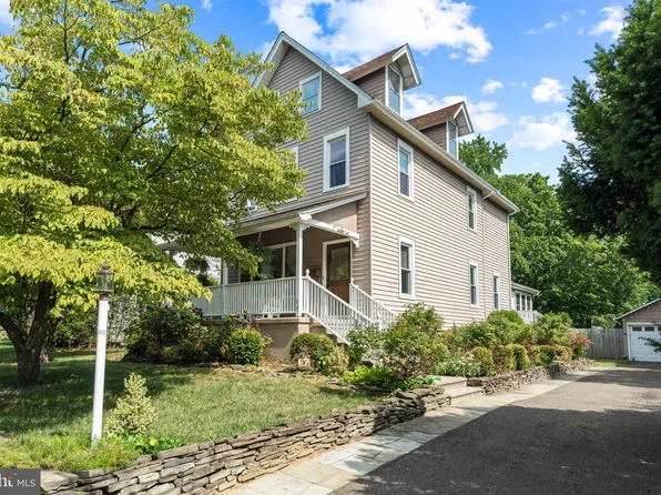 24 W Central Ave, Moorestown, NJ 08057