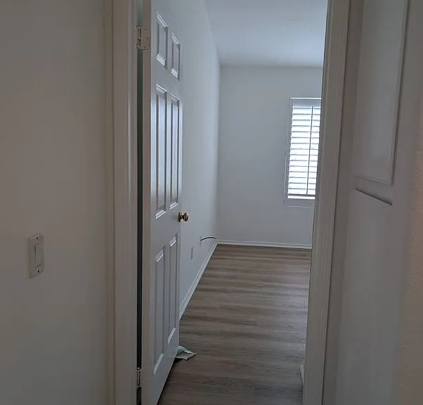 154 California Ct — Photo 15