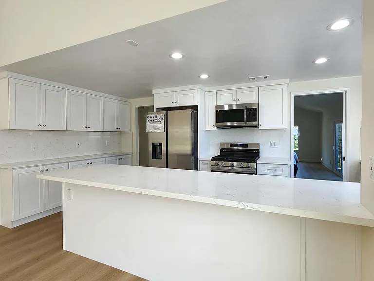 2573 Crown Way — Photo 4