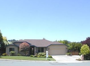 30 Williams Dr, Moraga, CA 94556