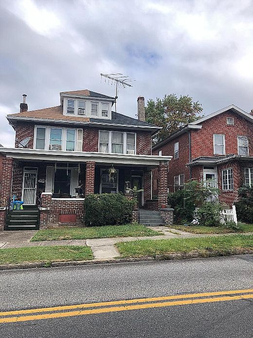 1st image of 1726 Herr St