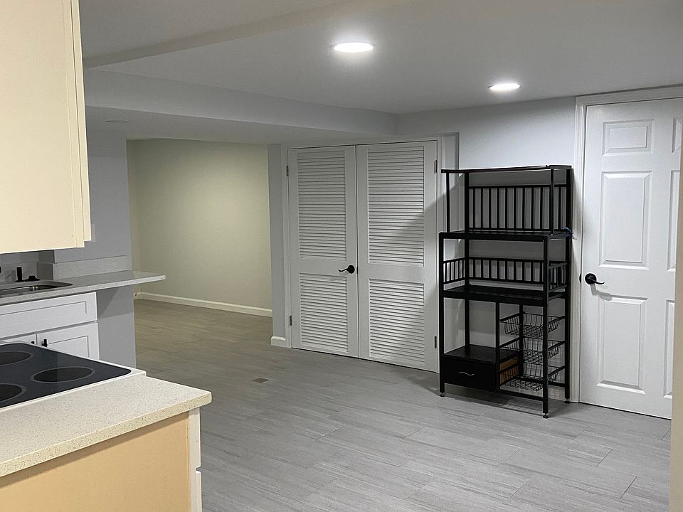 1st image of 3340 Tidewater Ct #3340