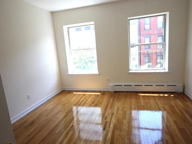 443 W 50th St #4E — Photo 7