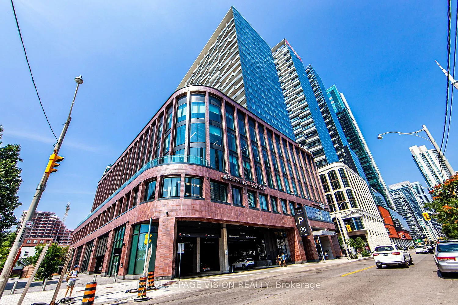 1 bed, $2,500 — Photo 2