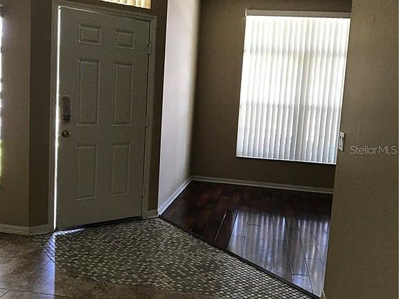 5th image of 9530 Heron Pointe Dr