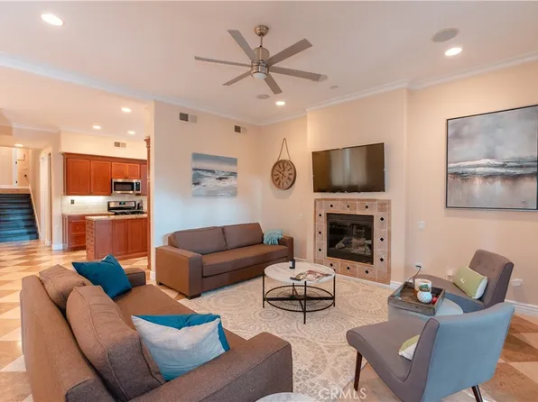 433 Iris Ave, Corona Del Mar, CA 92625