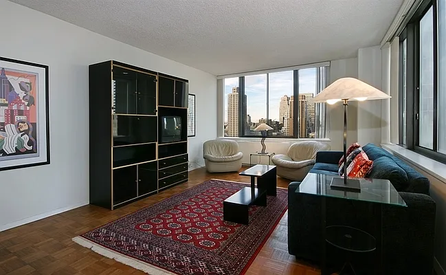 Rented by Corcoran | media 12