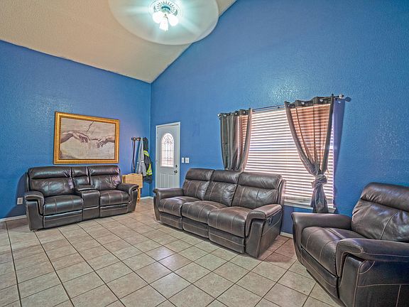 4th image of 11505 White Bird Dr
