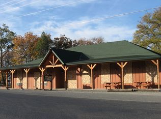 8530 Monument Dr, Grants Pass, OR 97526