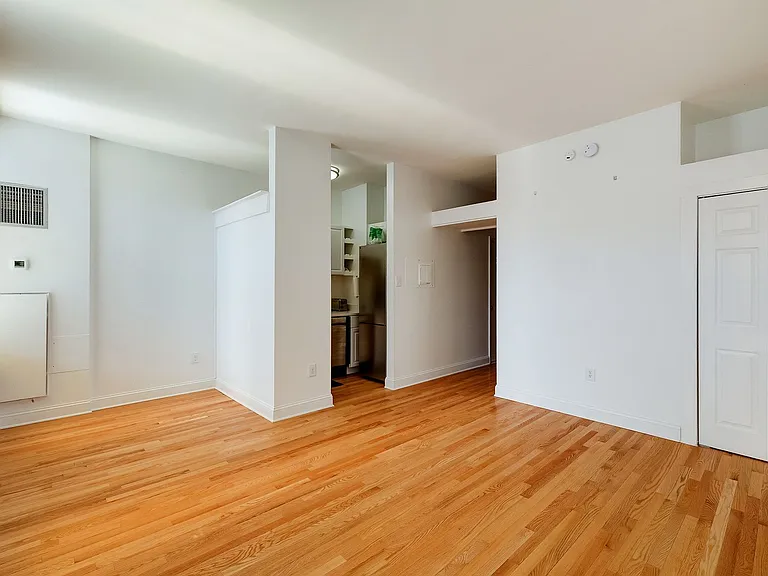 1615 Q St NW #610 — Photo 13