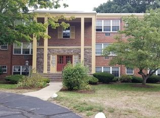 35 Woodsum Dr APT 7, Braintree, MA 02184