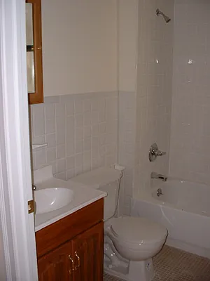 Rented by Manhattan Property Managers Realty | media 7