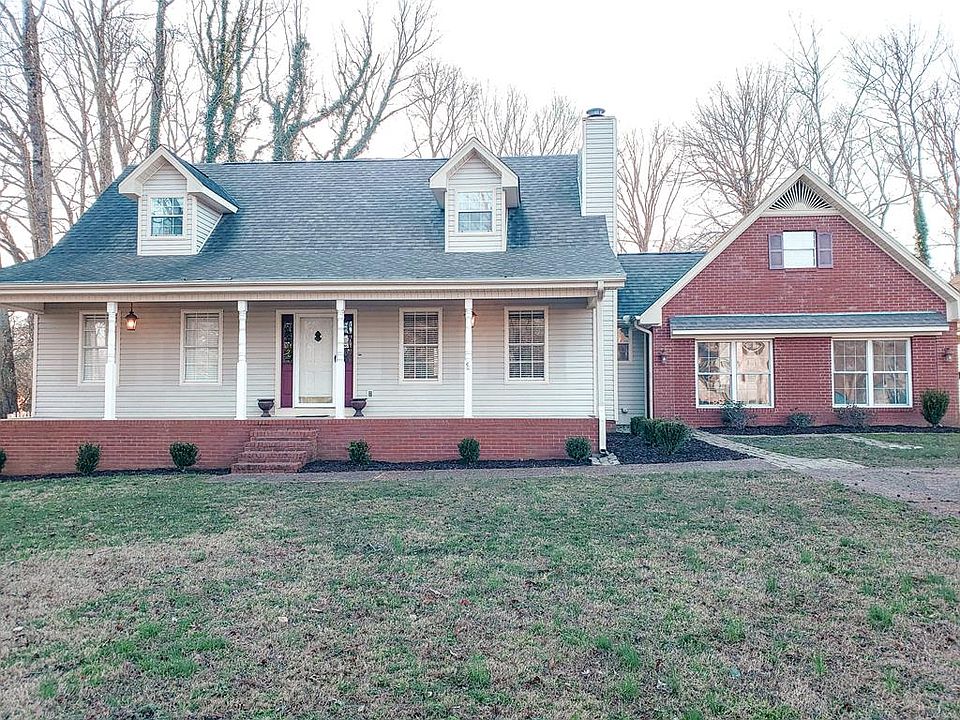 1st image of 347 Brandenburg Dr