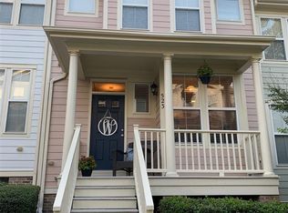 523 Village Loop Dr, Apex, NC 27502