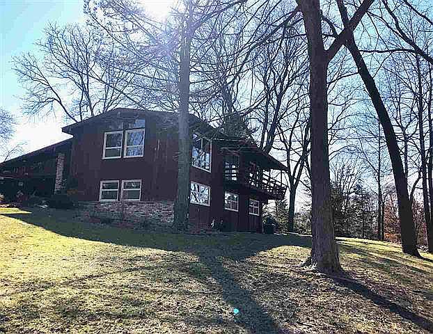 2nd image of 1124 Merrill Springs Rd